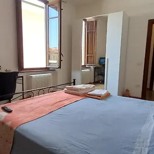  Apartment Holiday Rental- By The Walls N 395 Italy
